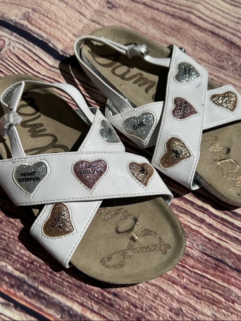 glam White Kids Sandals with Glitter Heart Accents - Picture 2 of 9